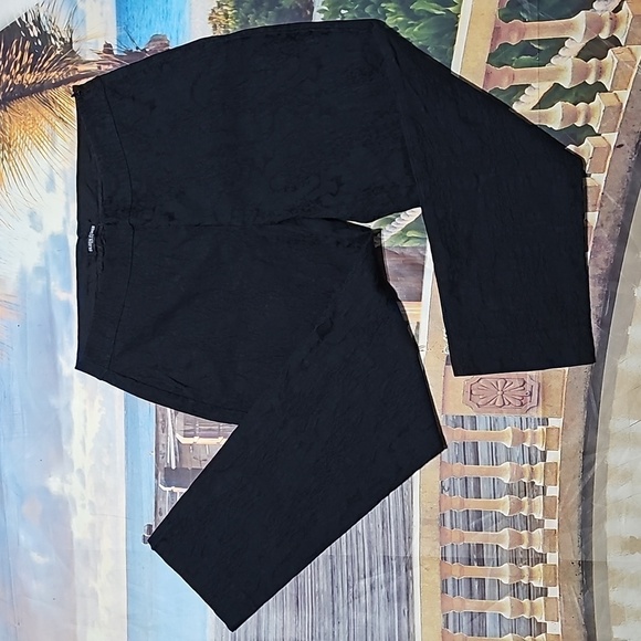 Eileen Fisher Black Textured Pull on Pants Size Medium Petite MP - Picture 1 of 8